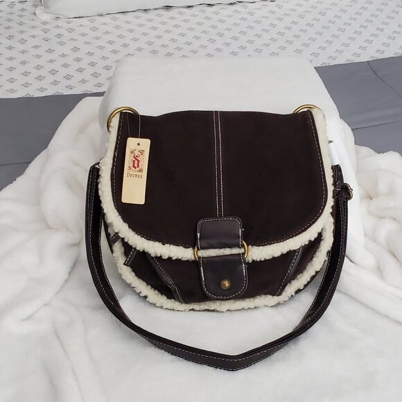 NWT "Decree" Sherpa Trim Purse - Picture 5 of 14
